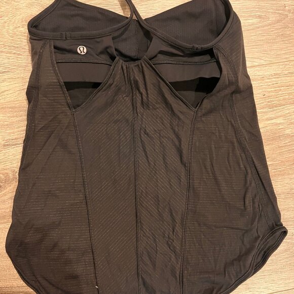 Lululemon Roll Out Tank Black/Black Size 6 - Picture 4 of 5